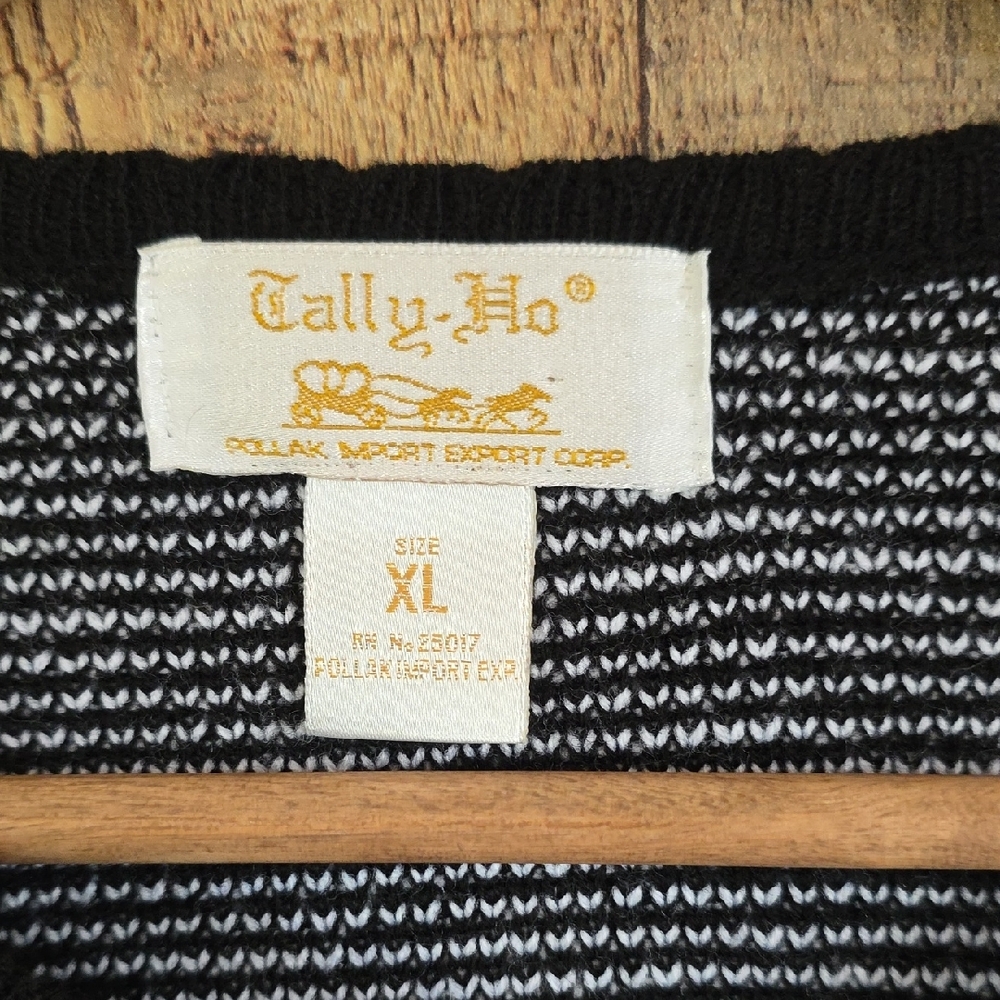 Tally Ho Black and White Patterned Cardigan with Red Accent Border - Picture 2 of 11